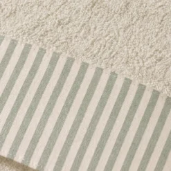 Coppia Asciugamani 1+1 panna con bordo a righe verdi stile Shabby