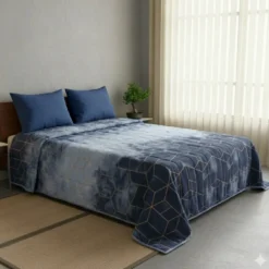Copriletto primaverile trapuntato matrimoniale GABEL Decò blu