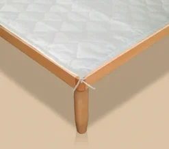 Coprirete trapuntato per letto matrimoniale con lacci