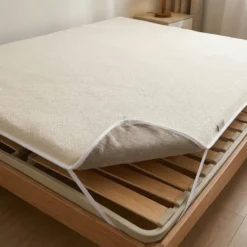 DAUNEX coprirete matrimoniale MAXI in feltro antiscivolo con lacci 170x195