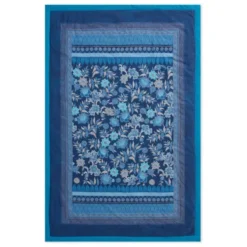 Plaid Varigotti B1 Bassetti: Eleganza in Blu per il tuo Divano