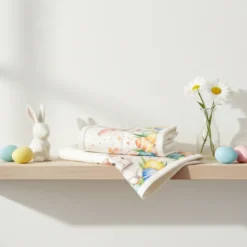 Set asciugamani Pasqua con bordo applicato Uova e Coniglietti panna