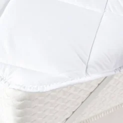 Topper economico Coprimaterasso imbottito in microfibra Hotel con elastici
